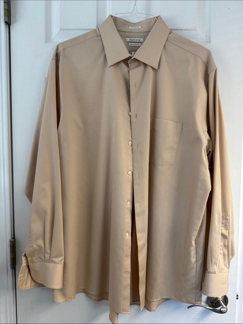 Van Heusen Men's Beige Long-Sleeve Dress Shirt